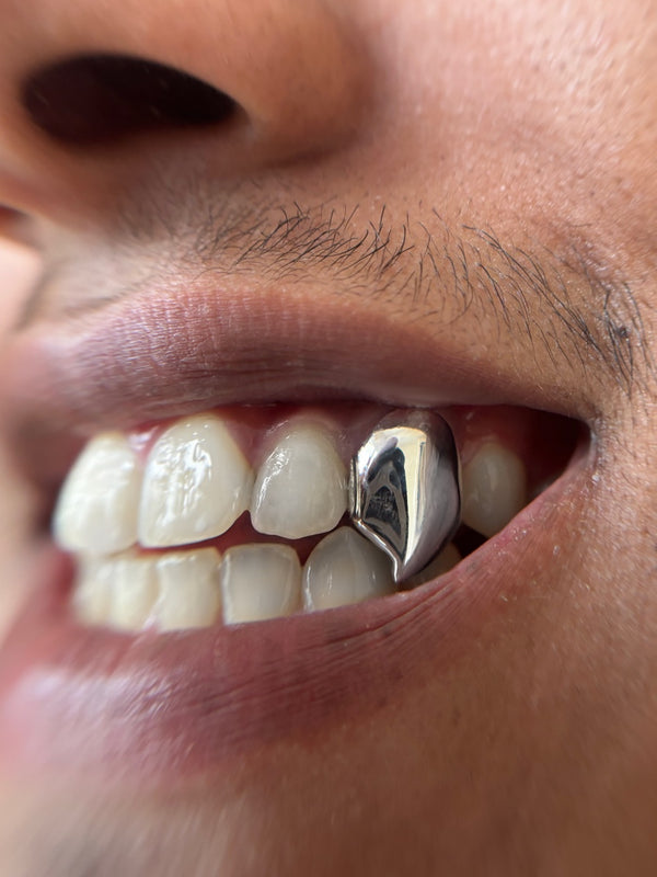 Vampire Grillz (2 canines)